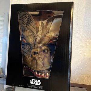NIB BOSSK STAR WARS DELUXE MASK LIMITED EDITION DISNEY